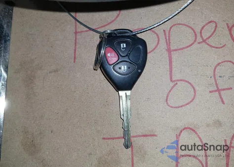 2009 Toyota Matrix S z USA, uszkodzony, nr VIN 2T1LE40E99C011518